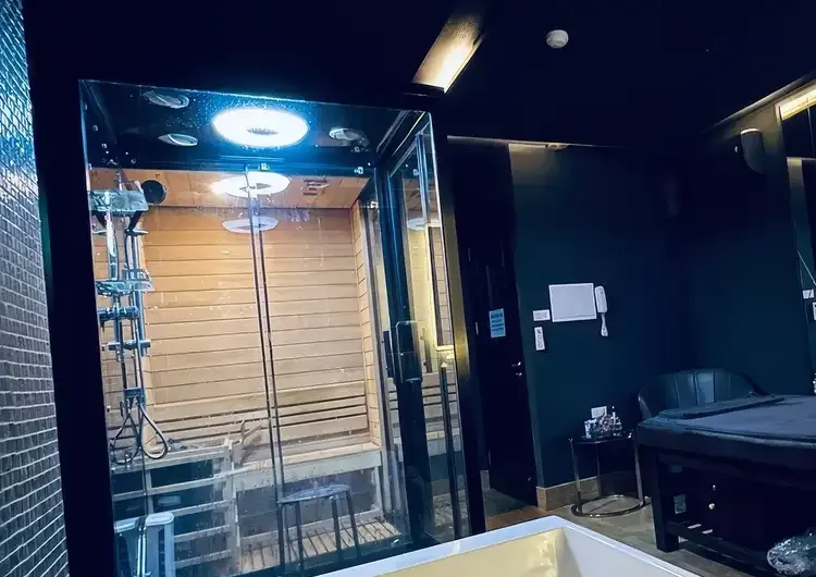 하노이 악양루 마사지 커버 이미지